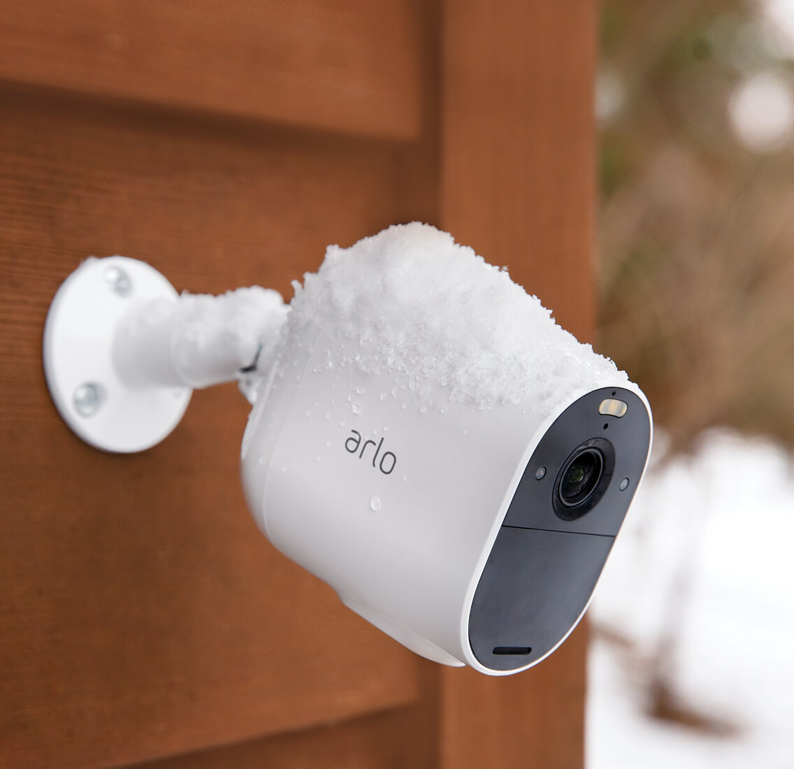 Arlo Essential XL Spotlight Kamera - Quipment Swiss